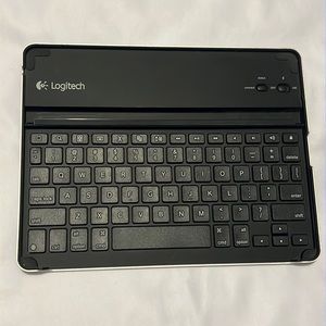 LOGITECH IPAD KEYBOARD